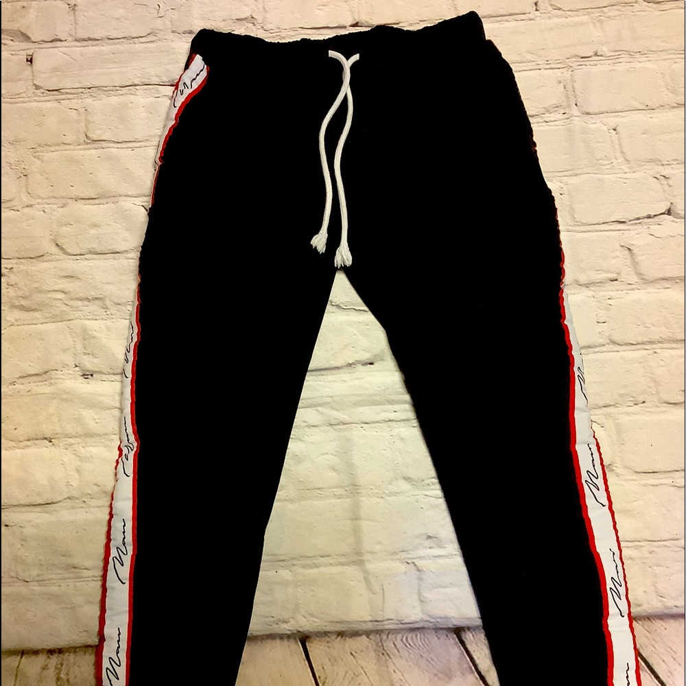 MAN BOOHOOMAN SWEATPANTS.